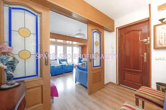 Prodej bytu 4+1, Torrevieja, Španělsko, 89 m2