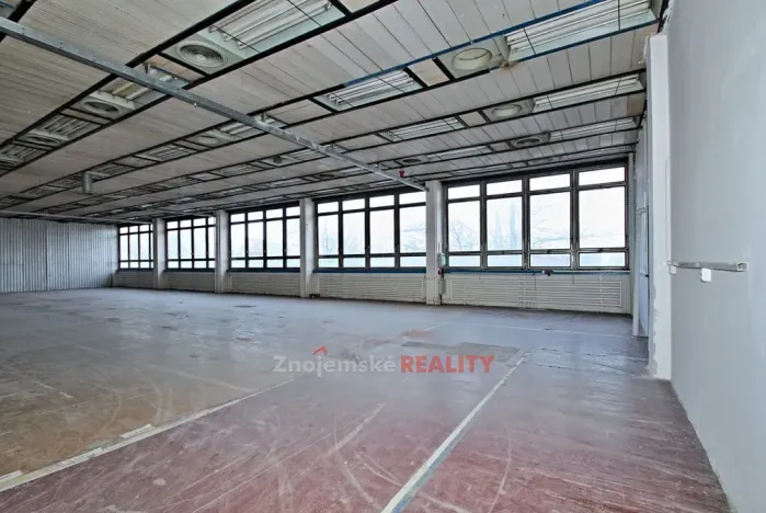 Pronájem výrobních prostor, Znojmo, Průmyslová, 900 m2