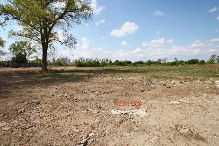 Pronájem komerčního pozemku, Hevlín, 16559 m2