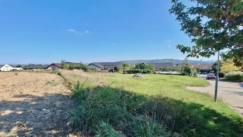 Prodej pozemku pro bydlení, Hrušovany u Brna, Pod Střediskem, 908 m2