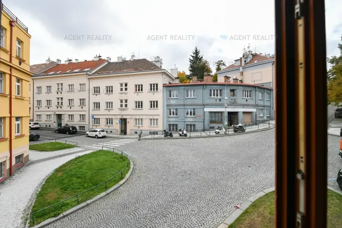 Pronájem bytu 3+kk, Praha - Břevnov, Za Strahovem, 56 m2