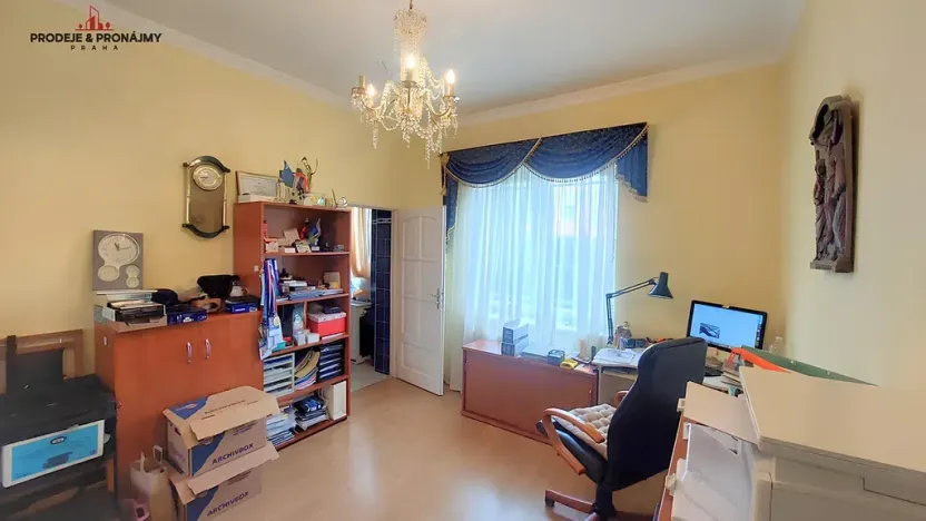 Prodej vily, Praha - Suchdol, 243 m2