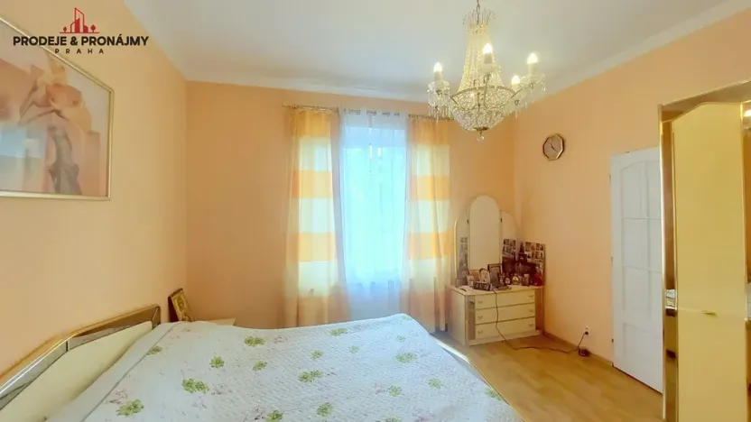 Prodej vily, Praha - Suchdol, 243 m2