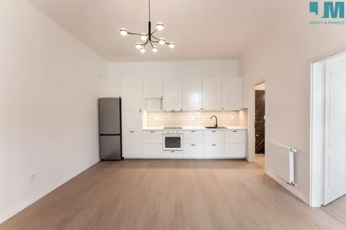Pronájem bytu 2+kk, Třebíč, Karlovo nám., 41 m2
