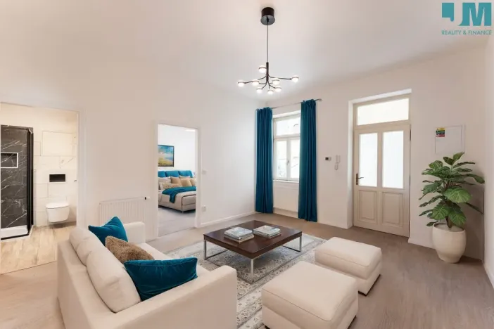 Pronájem bytu 2+kk, Třebíč, Karlovo nám., 41 m2