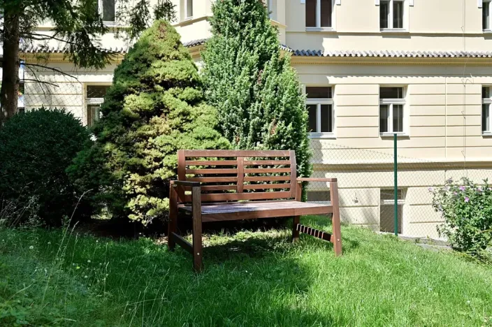 Pronájem bytu 1+kk, Praha - Smíchov, Na Březince, 30 m2