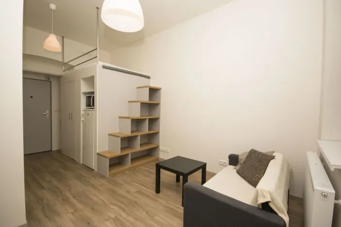 Pronájem bytu 1+kk, Praha - Smíchov, Radlická, 21 m2