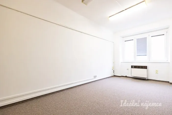 Pronájem bytu 3+1, Praha - Libeň, Drahobejlova, 77 m2