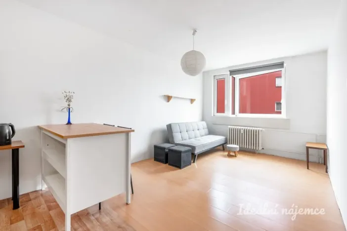 Pronájem bytu 2+kk, Praha - Prosek, Litoměřická, 43 m2