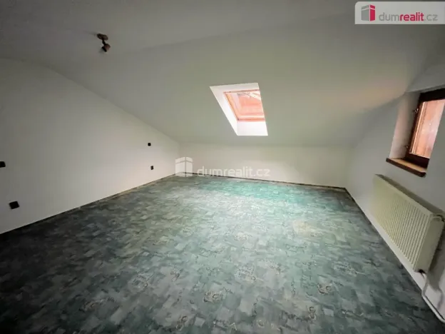 Pronájem ubytování, Uherské Hradiště - Mařatice, Jižní, 250 m2