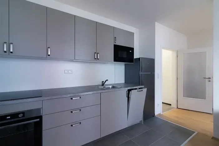 Pronájem bytu 2+kk, Praha - Hlubočepy, Fabiánové, 31 m2