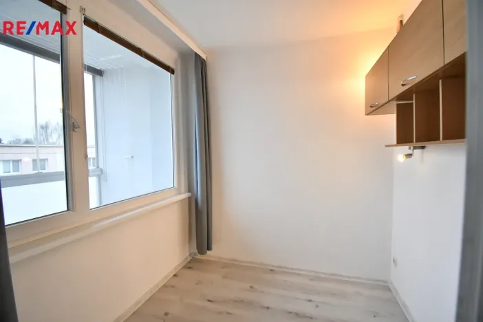 Pronájem bytu 1+1, Hradec Králové - Slezské Předměstí, Ječná, 34 m2