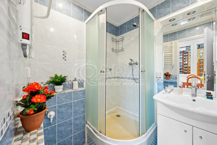 Pronájem bytu 2+1, Ústí nad Labem - Severní Terasa, Kmochova, 60 m2