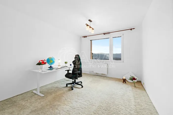 Pronájem bytu 2+1, Ústí nad Labem - Severní Terasa, Kmochova, 60 m2