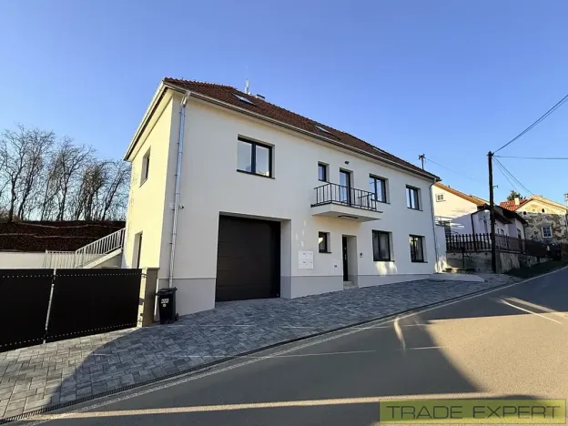 Prodej bytu 2+kk, Otmíče, 36 m2