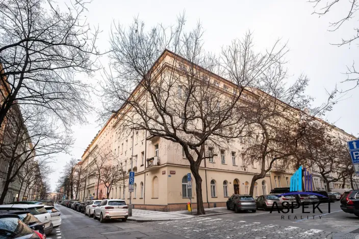 Pronájem bytu 2+1, Praha - Vinohrady, Lužická, 66 m2