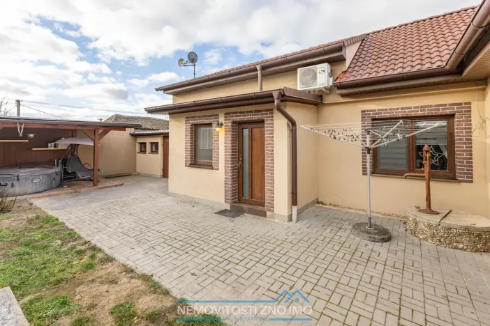 Prodej rodinného domu, Dyjákovičky, 145 m2