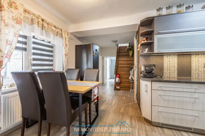 Prodej rodinného domu, Dyjákovičky, 145 m2