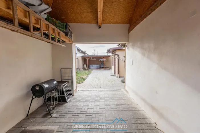 Prodej rodinného domu, Dyjákovičky, 145 m2