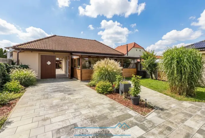 Prodej rodinného domu, Dyjákovičky, 145 m2