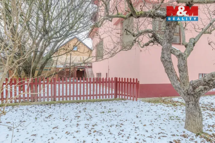 Prodej rodinného domu, Uherské Hradiště, U Stadionu, 300 m2