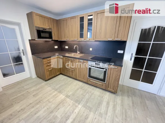 Pronájem bytu 2+kk, Praha - Kunratice, Velké Kunratické, 57 m2