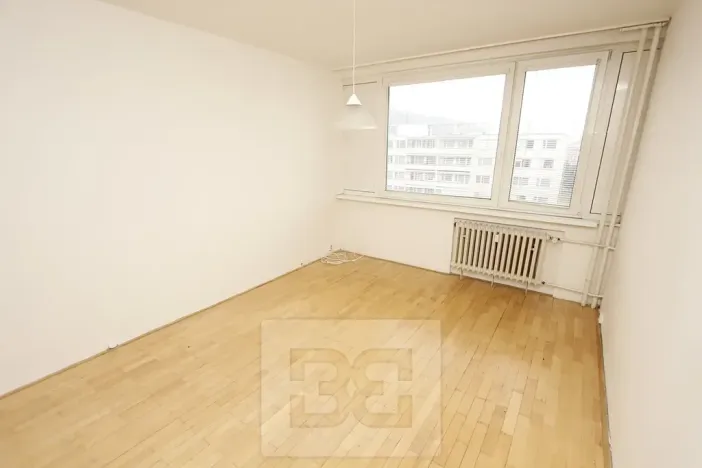 Pronájem bytu 3+kk, Praha - Karlín, U Sluncové, 83 m2