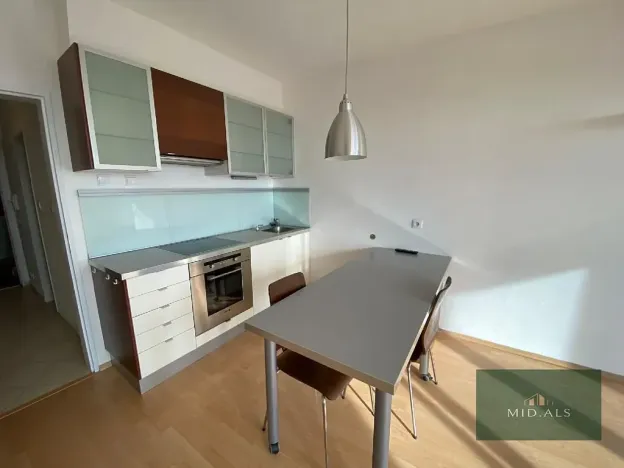 Prodej bytu 1+kk, Praha - Troja, Hnězdenská, 37 m2