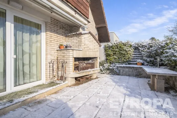 Prodej rodinného domu, Praha - Suchdol, Armádní, 196 m2