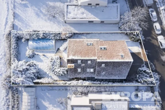 Prodej rodinného domu, Praha - Suchdol, Armádní, 196 m2