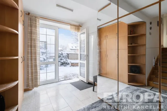 Prodej rodinného domu, Praha - Suchdol, Armádní, 196 m2