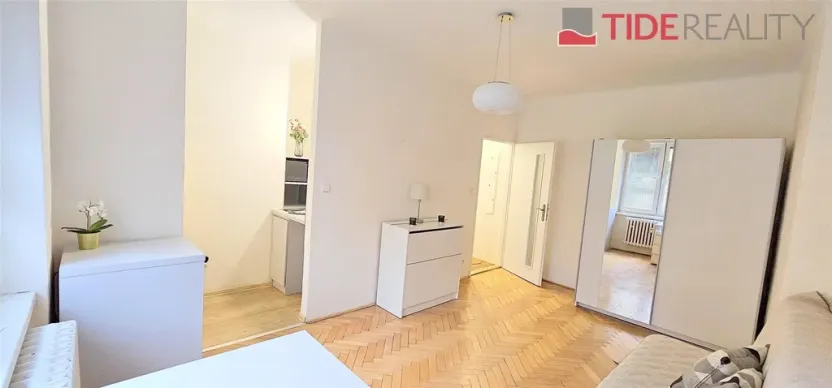 Prodej bytu 1+kk, Praha, Nad Kajetánkou, 26 m2