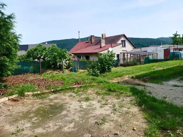 Prodej rodinného domu, Hrádek, Zahradní, 98 m2