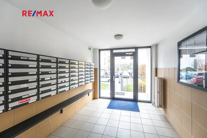 Pronájem bytu 3+kk, Praha - Bohnice, Radomská, 54 m2