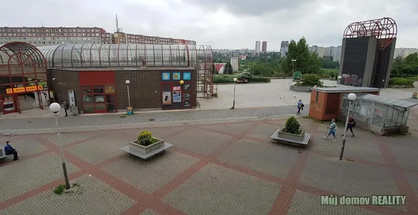 Pronájem bytu 1+kk, Praha - Stodůlky, Sluneční náměstí, 32 m2