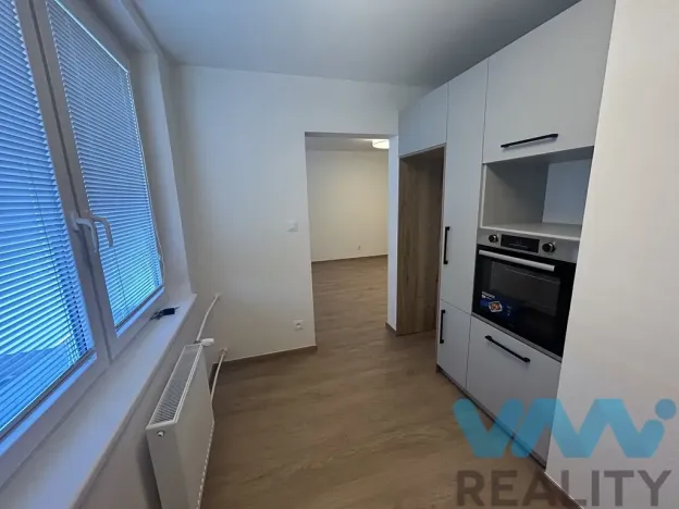 Pronájem bytu 1+1, Ostrava, Otakara Jeremiáše, 37 m2