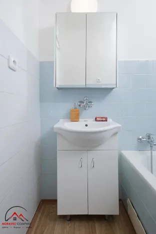 Pronájem bytu 1+1, Ostrava, Newtonova, 41 m2