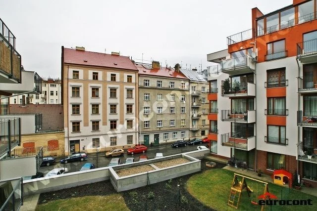 Pronájem bytu 1+kk, Praha - Košíře, Pod Kavalírkou, 35 m2