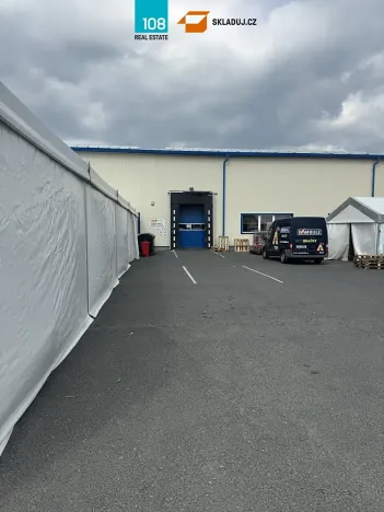 Pronájem skladu, Dubno, 5500 m2