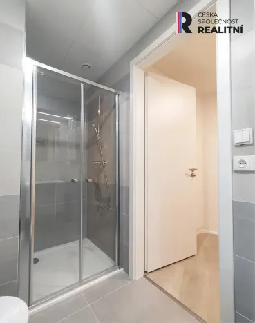 Pronájem bytu 1+kk, Praha - Smíchov, 36 m2