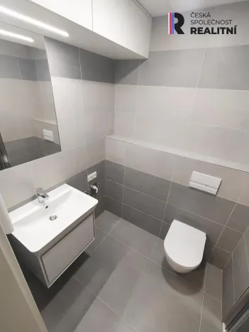 Pronájem bytu 1+kk, Praha - Smíchov, 36 m2