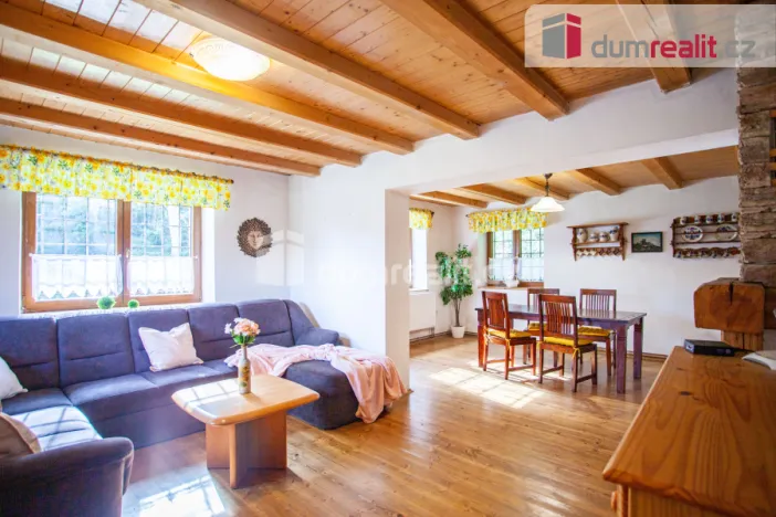 Prodej rodinného domu, Rožmitál na Šumavě - Hněvanov, 272 m2