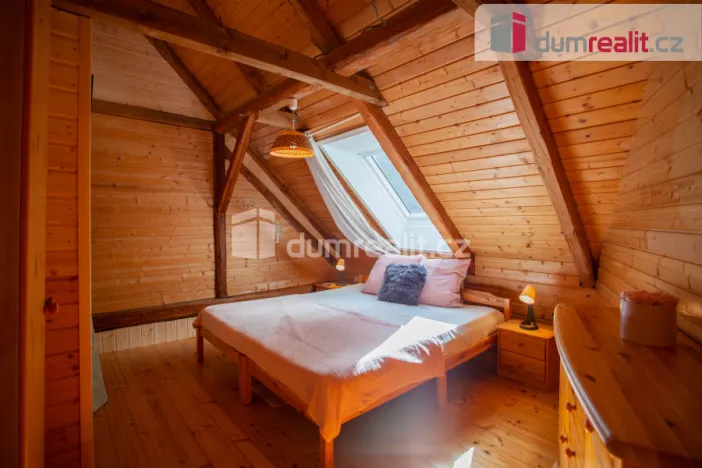 Prodej rodinného domu, Rožmitál na Šumavě - Hněvanov, 272 m2