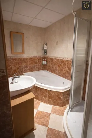 Prodej bytu 2+1, Chomutov, Kamenná, 60 m2