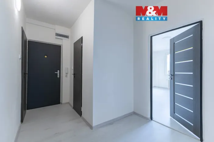 Prodej bytu 3+1, Chomutov, 17. listopadu, 78 m2