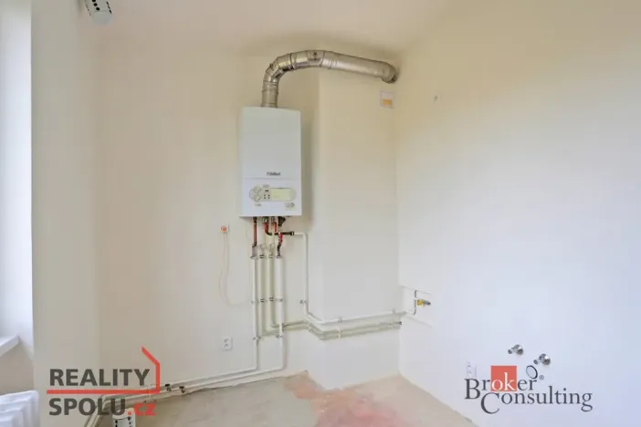 Prodej bytu 4+1, Plesná, 5. května, 80 m2