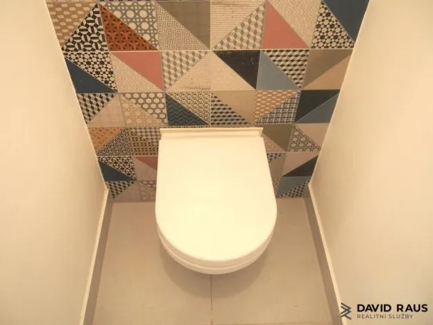 Prodej obchodního prostoru, Brno - Královo Pole, Mojmírovo náměstí, 78 m2