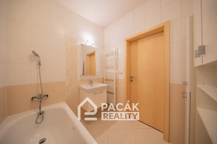 Pronájem bytu 2+kk, Olomouc - Povel, Peškova, 58 m2