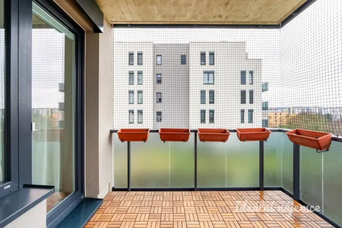 Pronájem bytu 3+kk, Praha - Hloubětín, Waltariho, 75 m2