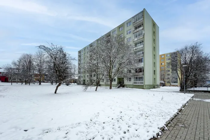Pronájem bytu 1+1, Chomutov, Kostnická, 36 m2